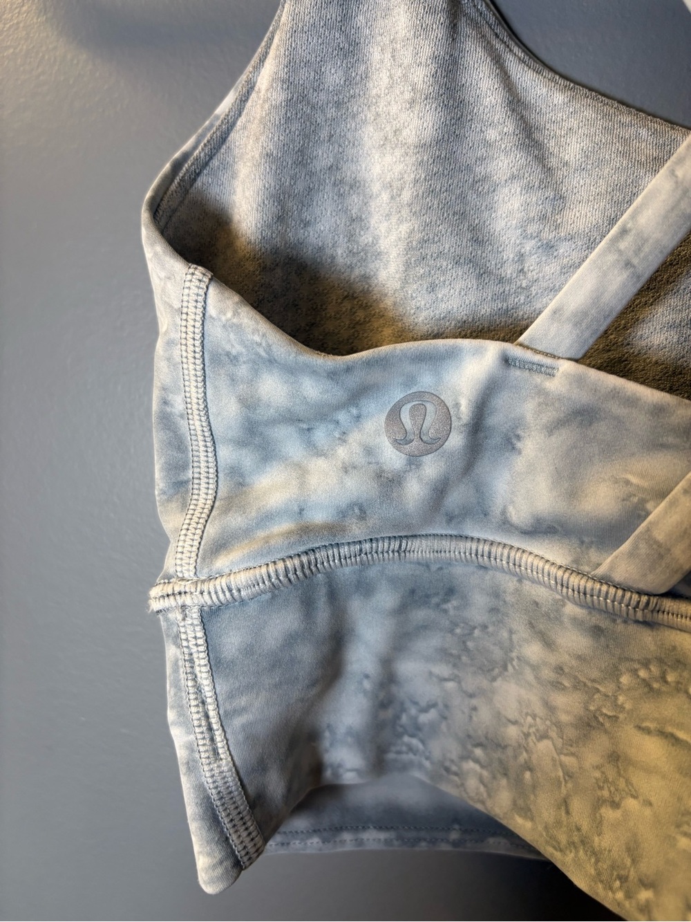 Lululemon Energy Tie-Dye Sports Bra in Light Gray